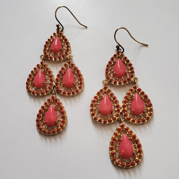 Resin Teardrop Chandelier Earrings Candy Pink & Gold Tone Rhinestones Dangly - Picture 1 of 6
